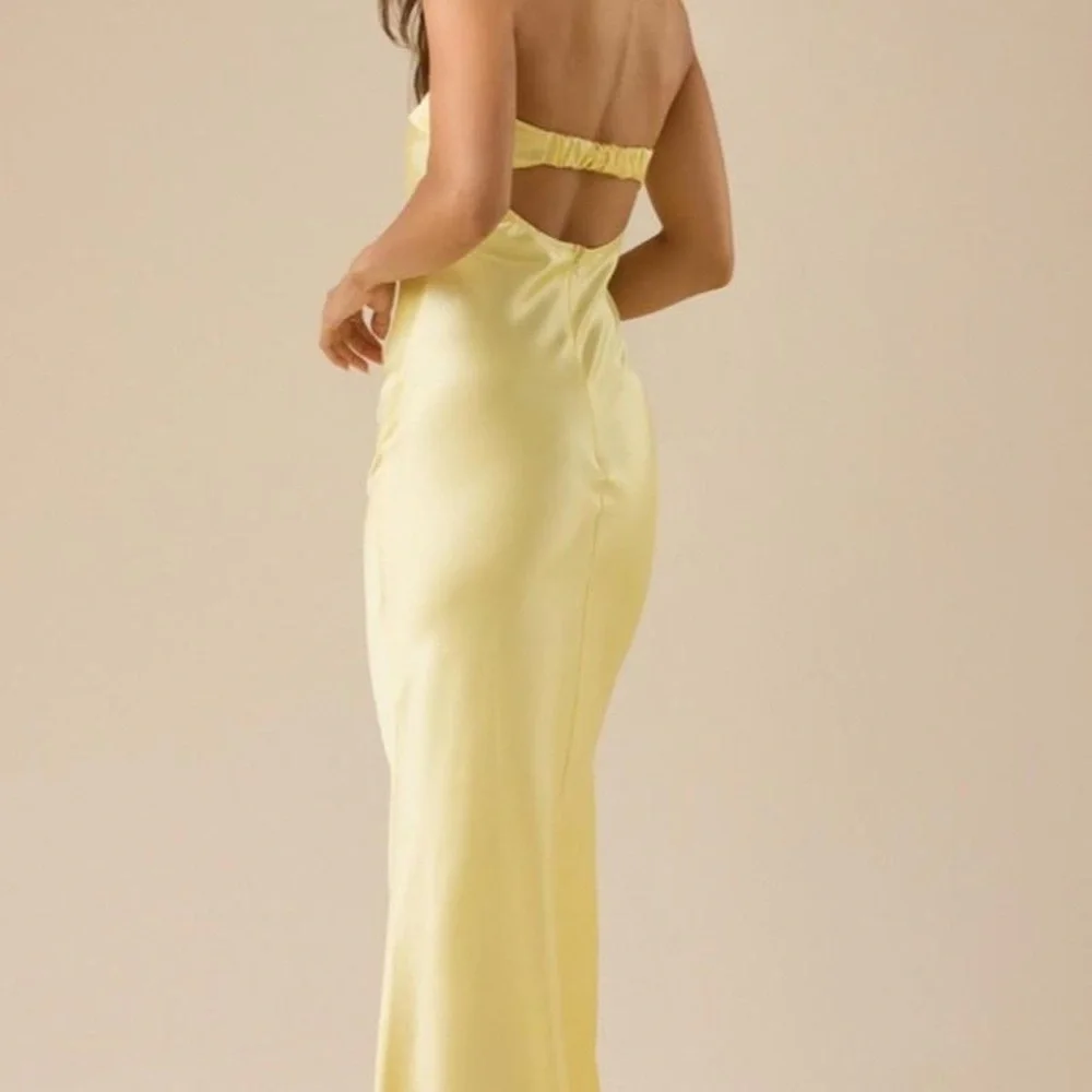 NWT Altar’d State Paityn Strapless Maxi Dress Satin Yellow - Picture 3 of 5